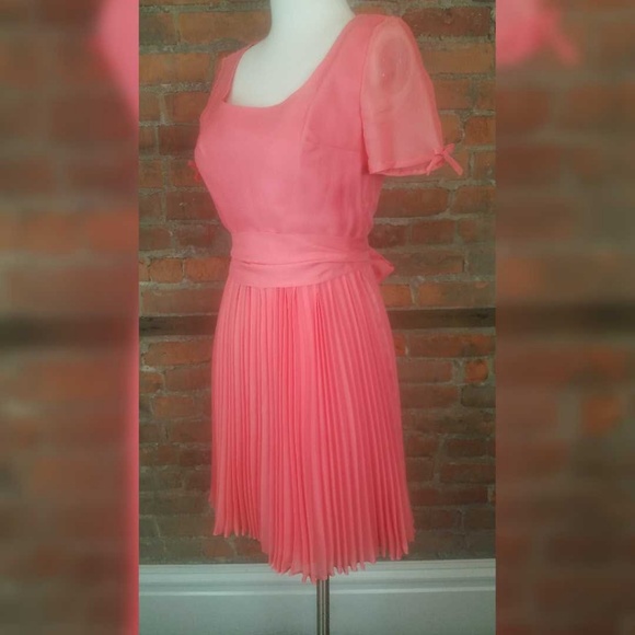Vintage Women’s Cocktail Dress Peach Pleated Skirt - Picture 8 of 8